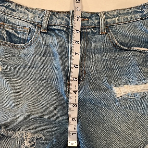 Cello Cutoff Shorts Distressed Frayed Hem Size S - Picture 4 of 16